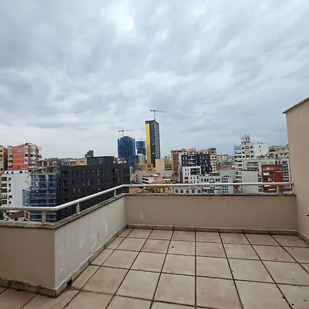 Xplore Xpress Center Apartmán Tirana