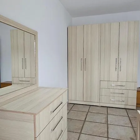 Xplore Xpress Center Apartment *